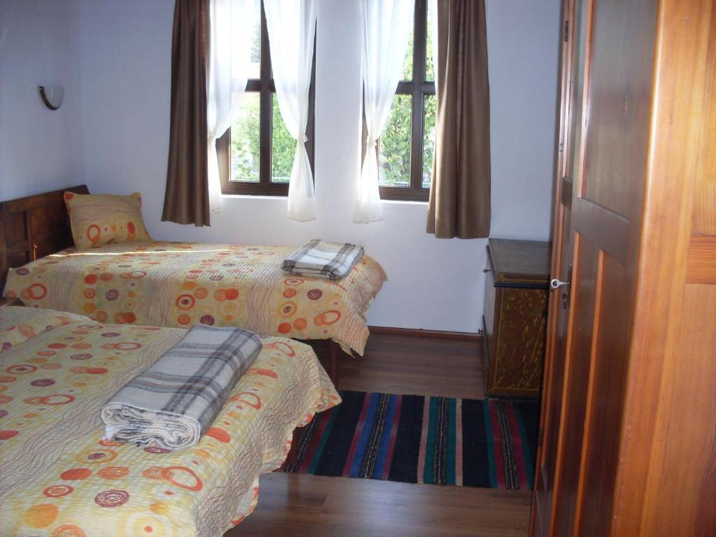 Hotel Tsutsovi House Kalofer Zimmer foto